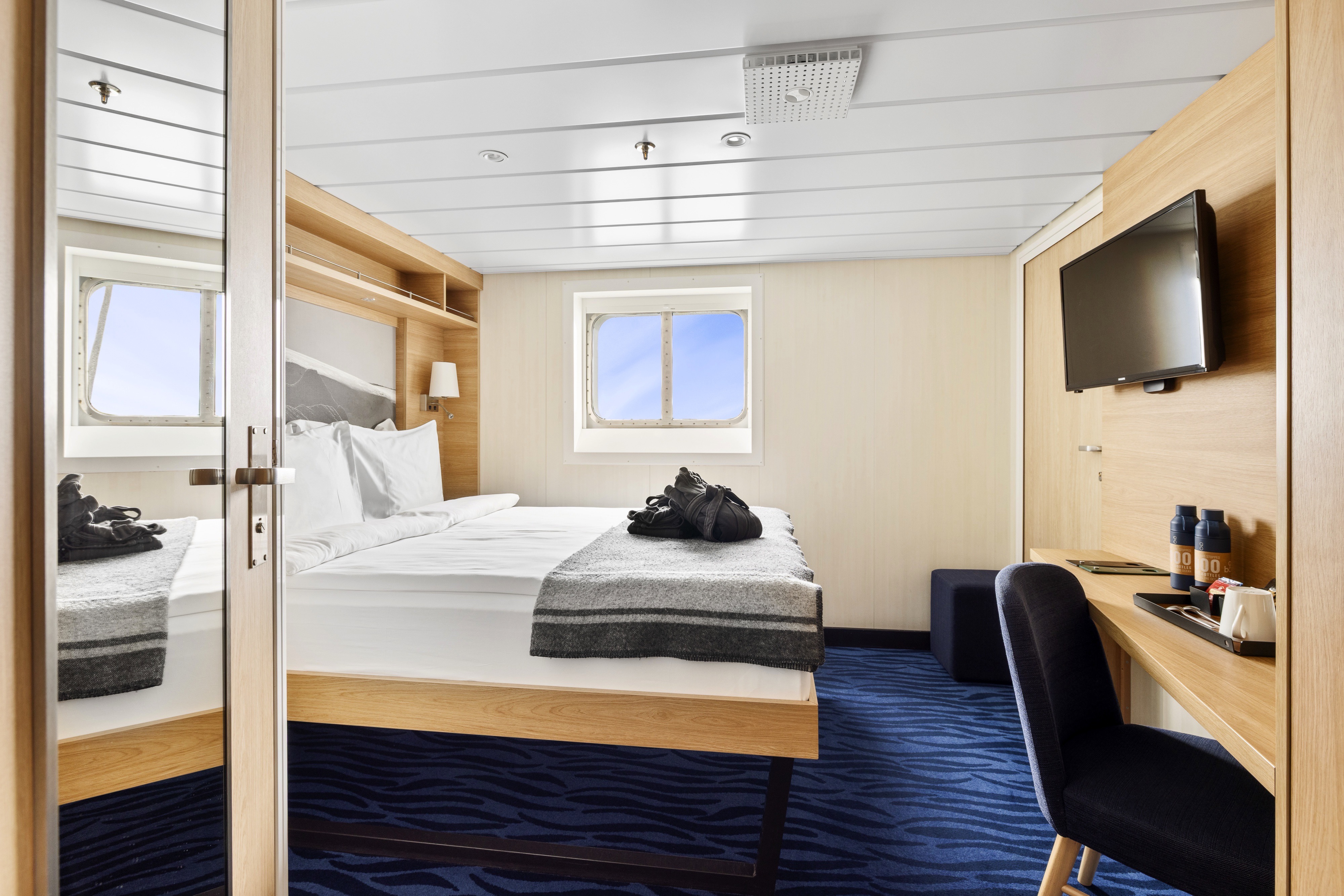 Polar Outside | Outside cabin - Lower deck for up to 3 travellers